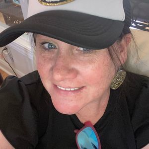 Meet your Posher, Ansley